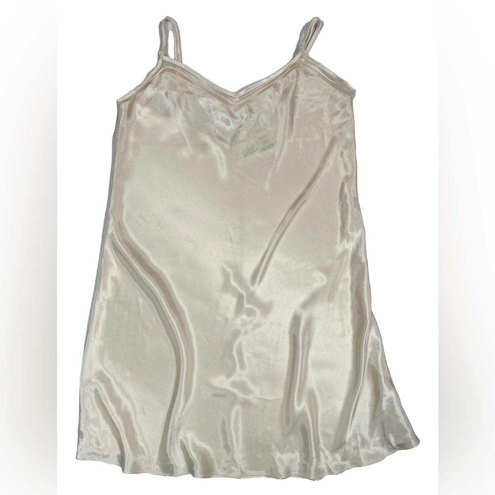 ❗️VINTAGE❗️Silk Cream Chemise